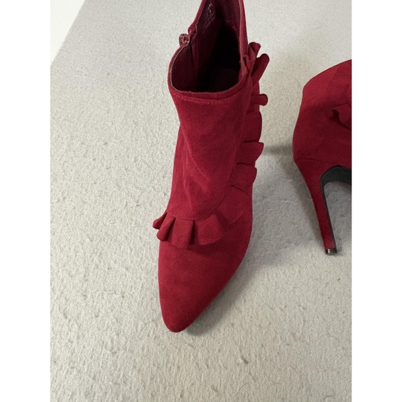 Ankle Booties Womens Size 8 Red Faux Suede Ruffle Stiletto Dress Heel Boot - Picture 3 of 6